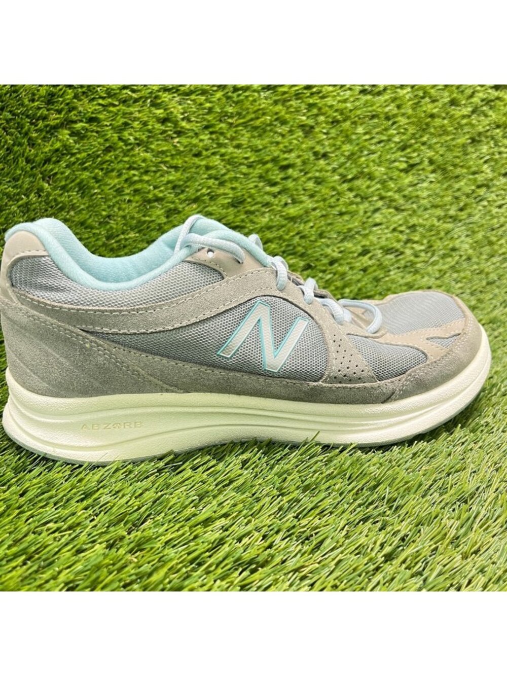 New Balance 877 Womens Size 9 Gray Blue Athletic Walking Suede Shoes Sneakers